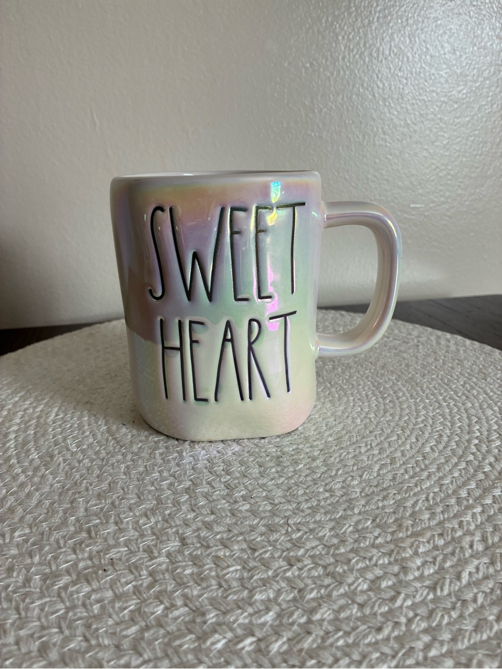 Iridescent "Sweet Heart" Ceramic Mug - White/Peach